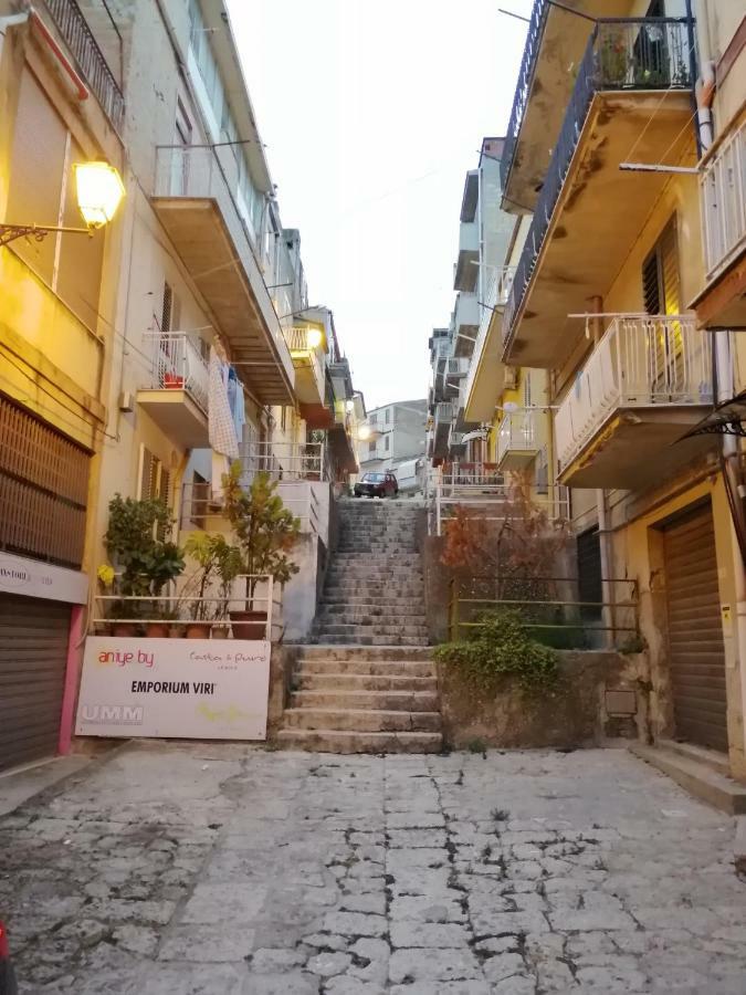 Bed and Breakfast La Casa Del Corso Aragona Екстер'єр фото